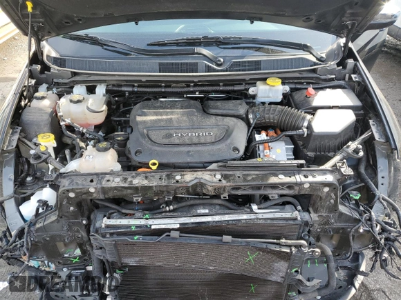 2021 Chrysler Pacifica Hybrid Limited с VIN 2C4RC1S79MR553384, выставлен на аукционе Copart как лот 43167425 с пробегом 49 367 миль миль и На запчасти • Non repairable. История ставок и продаж доступна на DreamBid. Изображение 12.