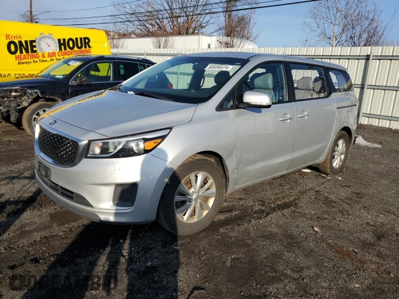 2018 Kia Sedona L with VIN KNDMA5C14J6400724, listed as a Copart auction lot 85656474 with 162,122 mi miles and Clean Title. Bid and sale history available at carsss.com. Image 1.