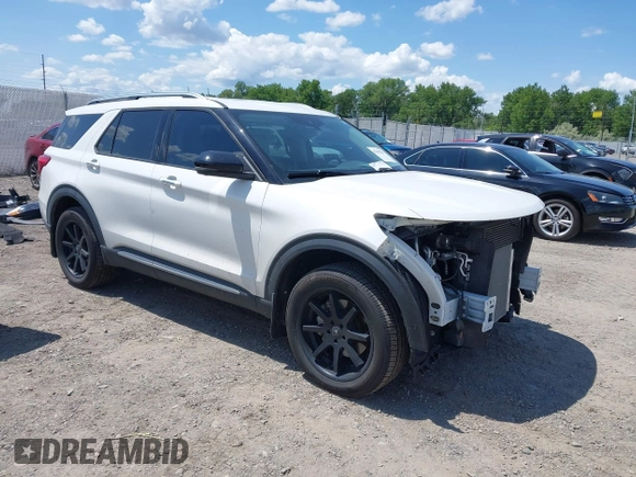 2020 Ford Explorer Platinum z VIN 1FM5K8HC2LGB75970, wystawiony jako IAAI lot #42369219 z przebiegiem 61 716 mil mil oraz . Historia ofert i sprzedaży dostępna na DreamBid. Obrazek 1.