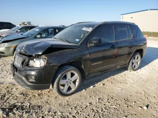 2014 Jeep Compass High Altitude with VIN 1C4NJCEA9ED889158, listed as a Copart auction lot 45805095 with 104,981 mi miles and Salvage Title. Bid and sale history available at carsss.com. Image 1.