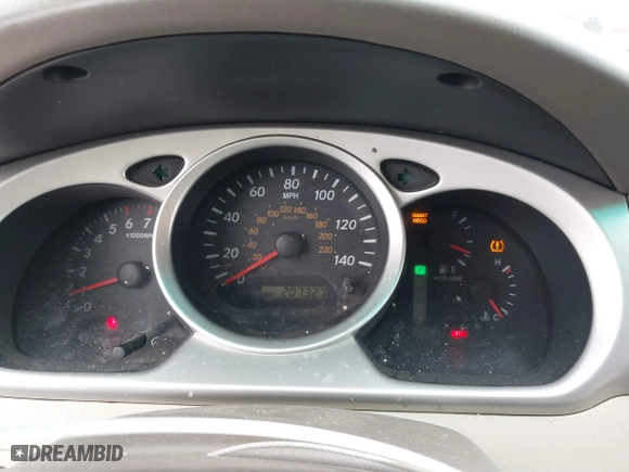 2006 Toyota Highlander with VIN JTEGP21A460115251, listed as a IAAI auction lot 41704239 with 207,327 mi miles. Bid and sale history available at carsss.com. Image 7.