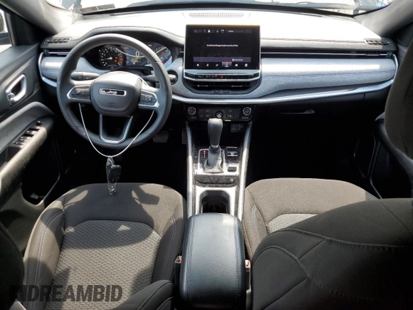 2023 Jeep Compass Sport с VIN 3C4NJDAN8PT511036, выставлен на аукционе Copart как лот 61791925 с пробегом 11 931 миль миль и Списание • Salvage title. История ставок и продаж доступна на DreamBid. Изображение 8.