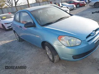 2008 Hyundai Accent GS with VIN KMHCM36C68U103086, listed as a IAAI auction lot 41792536 with 100,721 mi miles. Bid and sale history available at carsss.com. Image 1.