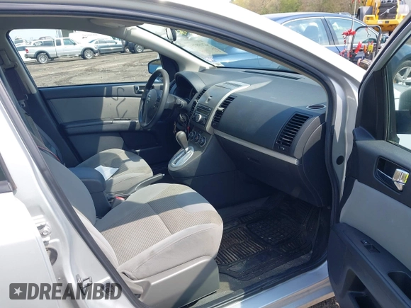 2010 Nissan Sentra 2.0 with VIN 3N1AB6AP1AL673318, listed as a IAAI auction lot 42159751 with 112,567 mi miles and . Bid and sale history available at DreamBid. Image 5.