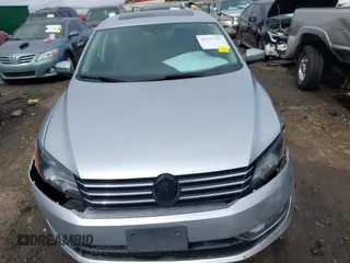 2015 Volkswagen Passat Sport с VIN 1VWBT7A35FC050110, выставлен на аукционе IAAI как лот 41937257 с пробегом 113 396 миль миль и . История ставок и продаж доступна на DreamBid. Изображение 12.