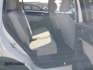 2023 Volkswagen Tiguan S z VIN 3VVRB7AX7PM076426, wystawiony jako IAAI lot #41453269 z przebiegiem 63 478 mil mil oraz . Historia ofert i sprzedaży dostępna na DreamBid. Obrazek 8.