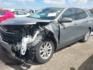 2018 Chevrolet Equinox LT with VIN 3GNAXJEV0JS542579, listed as a IAAI auction lot 41983039 with 95,785 mi miles and . Bid and sale history available at carsss.com. Image 2.