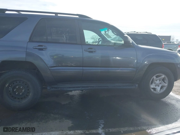 2005 Toyota 4Runner SR5 with VIN JTEZU14R958028894, listed as a IAAI auction lot 41680999 with 215,110 mi miles. Bid and sale history available at carsss.com. Image 14.