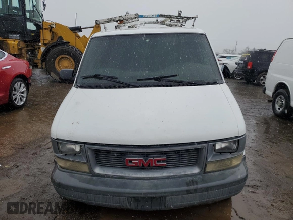 2001 GMC Safari Cargo with VIN 1GTDM19W91B504197, listed as a Copart auction lot 43786285 with 150,593 mi miles and Salvage Title. Bid and sale history available at carsss.com. Image 5.