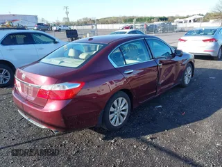 2013 Honda Accord Sdn EX-L with VIN 1HGCR2F8XDA201465, listed as a IAAI auction lot 41902675 with 135,486 mi miles. Bid and sale history available at carsss.com. Image 4.