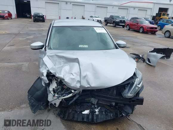 2019 Nissan Sentra S z VIN 3N1AB7AP7KY425276, wystawiony jako IAAI lot #41745256 z przebiegiem 72 306 mil mil oraz . Historia ofert i sprzedaży dostępna na DreamBid. Obrazek 13.