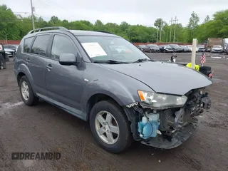 2010 Mitsubishi Outlander z VIN JA4AT2AW9AZ001049, wystawiony jako IAAI lot #42282766 z przebiegiem 108 668 mil mil oraz . Historia ofert i sprzedaży dostępna na DreamBid. Obrazek 12.