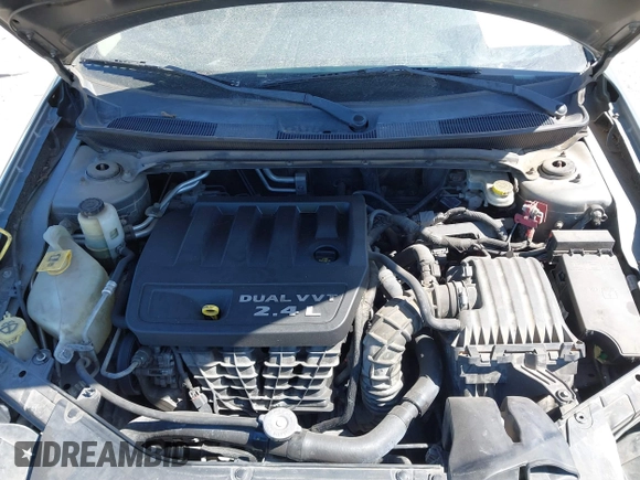 2012 Chrysler 200 Limited with VIN 1C3CCBCB1CN249979, listed as a IAAI auction lot 41838730 with 124,897 mi miles. Bid and sale history available at carsss.com. Image 10.
