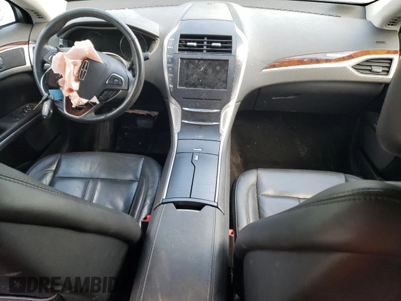 2014 Lincoln MKZ with VIN 3LN6L2J99ER811776, listed as a Copart auction lot 57461195 with Not provided miles and Salvage title. Bid and sale history available at DreamBid. Image 8.