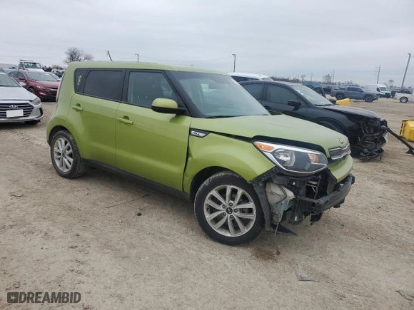 2018 Kia Soul + with VIN KNDJP3A57J7892493, listed as a Copart auction lot 45293575 with 55,560 mi miles and Salvage Title. Bid and sale history available at carsss.com. Image 4.