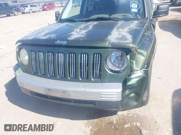 2008 Jeep Patriot Limited with VIN 1J8FF48W38D600811, listed as a IAAI auction lot 41417852 with 84,574 mi miles and . Bid and sale history available at DreamBid. Image 12.