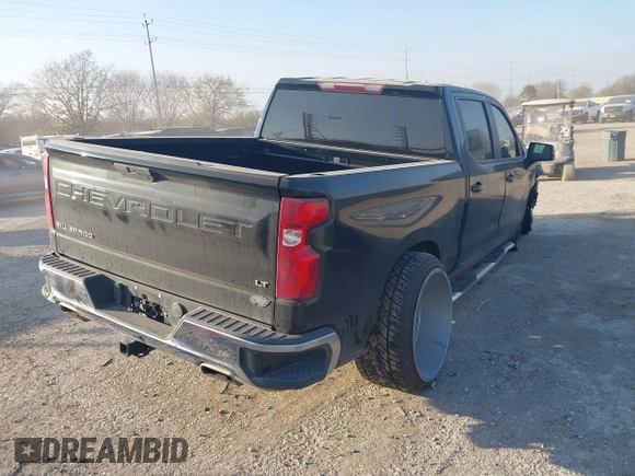 2020 Chevrolet Silverado 1500 LT z VIN 3GCUYDED2LG199937, wystawiony jako IAAI lot #41755254 z przebiegiem 43 679 mil mil oraz . Historia ofert i sprzedaży dostępna na DreamBid. Obrazek 4.