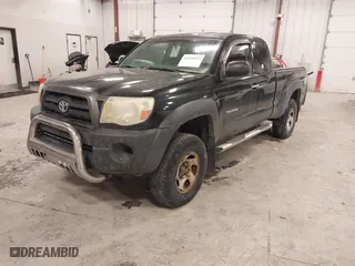 2008 Toyota Tacoma with VIN 5TEUU42N58Z554216, listed as a IAAI auction lot 41455173 with 253,609 mi miles. Bid and sale history available at carsss.com. Image 19.