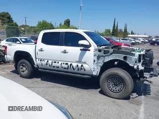 2019 Toyota Tacoma SR5 with VIN 3TMAZ5CN1KM096770, listed as a IAAI auction lot 42147168 with Not provided miles and . Bid and sale history available at DreamBid. Image 12.