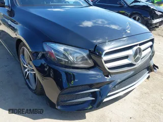 2018 Mercedes-Benz E-Class E 300 with VIN WDDZF4JB1JA320099, listed as a IAAI auction lot 41947023 with 109,868 mi miles. Bid and sale history available at carsss.com. Image 19.