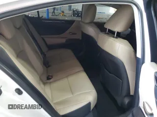 2021 Lexus ES 250 with VIN 58AD11D14MU003218, listed as a Copart auction lot 59742045 with Not provided miles and Salvage title. Bid and sale history available at DreamBid. Image 10.