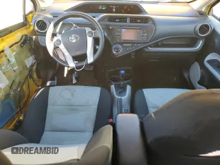 2014 Toyota Prius One z VIN JTDKDTB3XE1078034, wystawiony jako Copart lot #45008115 z przebiegiem 154 225 mil mil oraz Szkoda całkowita • Salvage title. Historia ofert i sprzedaży dostępna na DreamBid. Obrazek 8.