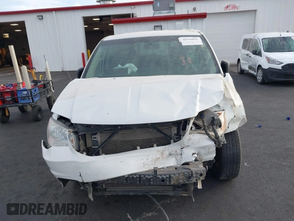 2015 Ram Cargo Van Tradesman with VIN 2C4JRGAG3FR680246, listed as a IAAI auction lot 40596096 with Not Provided miles and . Bid and sale history available at carsss.com. Image 13.