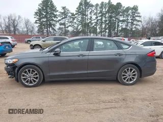 2017 Ford Fusion SE with VIN 3FA6P0H75HR375312, listed as a IAAI auction lot 41536030 with 154,732 mi miles. Bid and sale history available at carsss.com. Image 15.