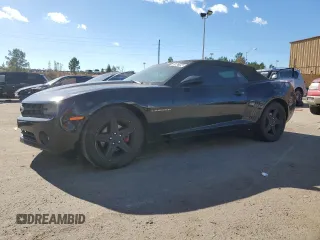 2011 Chevrolet Camaro 1LT z VIN 2G1FB3DD6B9203561, wystawiony jako Copart lot #81842154 z przebiegiem 221 178 mil mil oraz Czysty tytuł • Clean title. Historia ofert i sprzedaży dostępna na DreamBid. Obrazek 1.