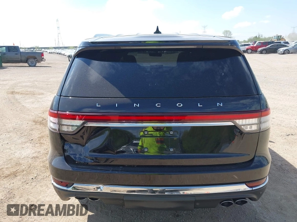 2020 Lincoln Aviator Reserve with VIN 5LM5J7XC7LGL37068, listed as a IAAI auction lot 42242173 with 40,714 mi miles and . Bid and sale history available at DreamBid. Image 16.