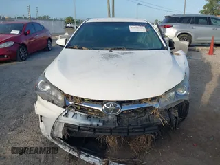 2017 Toyota Camry XLE with VIN 4T1BF1FK1HU722048, listed as a IAAI auction lot 41958761 with 999,999 mi miles. Bid and sale history available at carsss.com. Image 11.