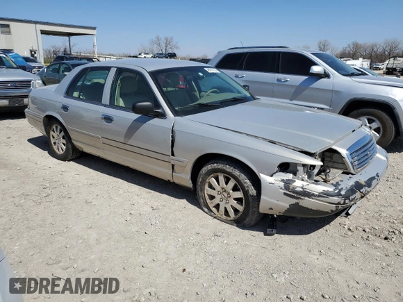 2008 Ford Crown Victoria LX z VIN 2FAFP74V58X127639, wystawiony jako Copart lot #48579124 z przebiegiem 88 258 mil mil oraz Nie do naprawy • Non repairable. Historia ofert i sprzedaży dostępna na DreamBid. Obrazek 4.