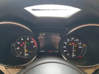 2019 Alfa Romeo Stelvio Ti Lusso z VIN ZASPAKBN0K7C41929, wystawiony jako Copart lot #56693025 z przebiegiem 40 542 mil mil oraz Szkoda całkowita • Salvage title. Historia ofert i sprzedaży dostępna na DreamBid. Obrazek 9.