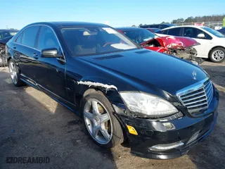 2013 Mercedes-Benz S-Class S 550 with VIN WDDNG7DB5DA495131, listed as a IAAI auction lot 41625710 with 115,695 mi miles. Bid and sale history available at carsss.com. Image 1.