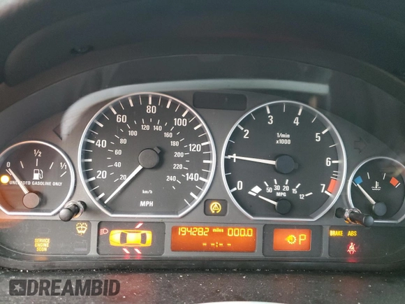 2005 BMW 3 Series 330xi with VIN WBAEW53465PN39279, listed as a Copart auction lot 84885044 with 194,282 mi miles and Salvage Title. Bid and sale history available at DreamBid. Image 9.