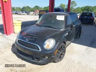 2011 MINI Hardtop S with VIN WMWSV3C51BTY11050, listed as a IAAI auction lot 41981118 with Not Provided miles and . Bid and sale history available at DreamBid. Image 2.