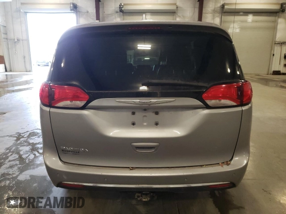 2017 Chrysler Pacifica Touring L Plus with VIN 2C4RC1EG0HR518864, listed as a Copart auction lot 55172925 with 204,057 mi miles and Clean Title. Bid and sale history available at DreamBid. Image 6.