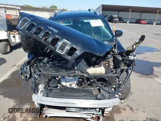 2019 Jeep Cherokee Latitude Plus with VIN 1C4PJLLB6KD154914, listed as a IAAI auction lot 42312708 with Not provided miles and . Bid and sale history available at DreamBid. Image 12.
