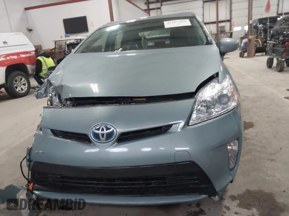 2015 Toyota Prius Four with VIN JTDKN3DU5F1877725, listed as a IAAI auction lot 41557495 with 32,729 mi miles and . Bid and sale history available at DreamBid. Image 12.