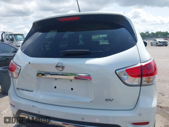 2016 Nissan Pathfinder S with VIN 5N1AR2MN7GC670676, listed as a IAAI auction lot 42391995 with 165,391 mi miles and . Bid and sale history available at DreamBid. Image 16.
