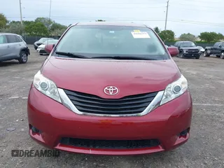 2012 Toyota Sienna LE AAS with VIN 5TDKK3DC2CS193746, listed as a IAAI auction lot 41656325 with 170,049 mi miles. Bid and sale history available at carsss.com. Image 12.