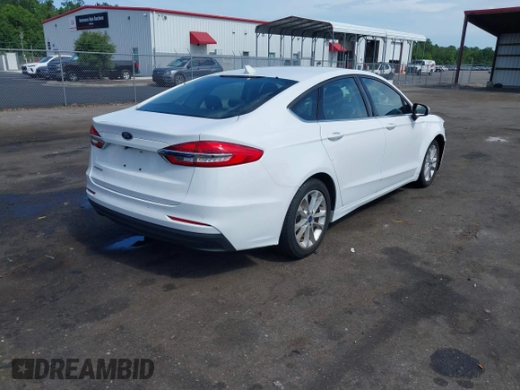 2020 Ford Fusion SE with VIN 3FA6P0H78LR237689, listed as a IAAI auction lot 42492036 with 63,303 mi miles and . Bid and sale history available at DreamBid. Image 4.