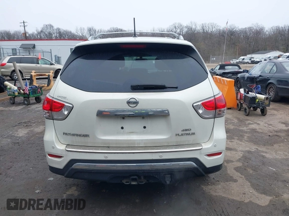 2015 Nissan Pathfinder S z VIN 5N1AR2MM8FC703674, wystawiony jako IAAI lot #41548944 z przebiegiem 100 150 mil mil oraz . Historia ofert i sprzedaży dostępna na DreamBid. Obrazek 16.