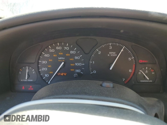 2001 Saturn SL z VIN 1G8ZF52861Z275529, wystawiony jako Copart lot #74153154 z przebiegiem 171 272 mil mil oraz Tytuł czysty. Historia ofert i sprzedaży dostępna na DreamBid. Obrazek 9.