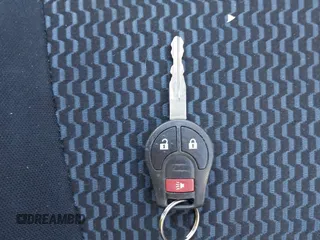 2016 Nissan Note S Plus with VIN 3N1CE2CP7GL387956, listed as a IAAI auction lot 41343136 with 304,325 mi miles and . Bid and sale history available at DreamBid. Image 11.