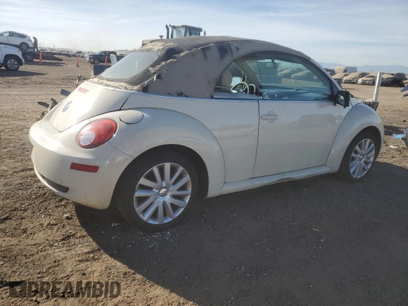 2008 Volkswagen Beetle SE with VIN 3VWRF31Y18M407648, listed as a Copart auction lot 86413934 with 131,242 mi miles and Salvage title. Bid and sale history available at DreamBid. Image 3.