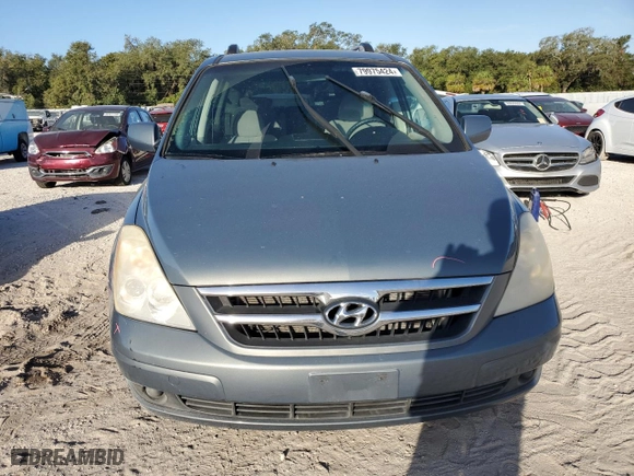2008 Hyundai Entourage GLS with VIN KNDMC233386052970, listed as a Copart auction lot 79975424 with 217,836 mi miles and Salvage Title. Bid and sale history available at carsss.com. Image 5.