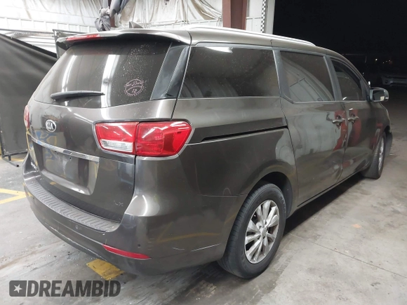 2017 Kia Sedona LX with VIN KNDMB5C17H6248168, listed as a IAAI auction lot 41881875 with 213,977 mi miles. Bid and sale history available at carsss.com. Image 4.