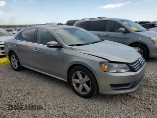 2013 Volkswagen Passat SE w/Sunroof & Nav with VIN 1VWBP7A35DC085070, listed as a Copart auction lot 46667265 with 205,166 mi miles and Salvage Title. Bid and sale history available at carsss.com. Image 4.