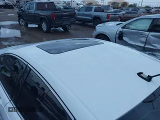 2014 Ford Fusion SE with VIN 3FA6P0H94ER198071, listed as a IAAI auction lot 41911338 with 114,764 mi miles. Bid and sale history available at carsss.com. Image 6.